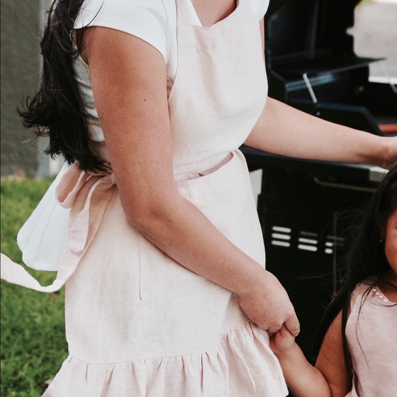 French linen mommy and me blush aprons new cute - Picture 3 of 6